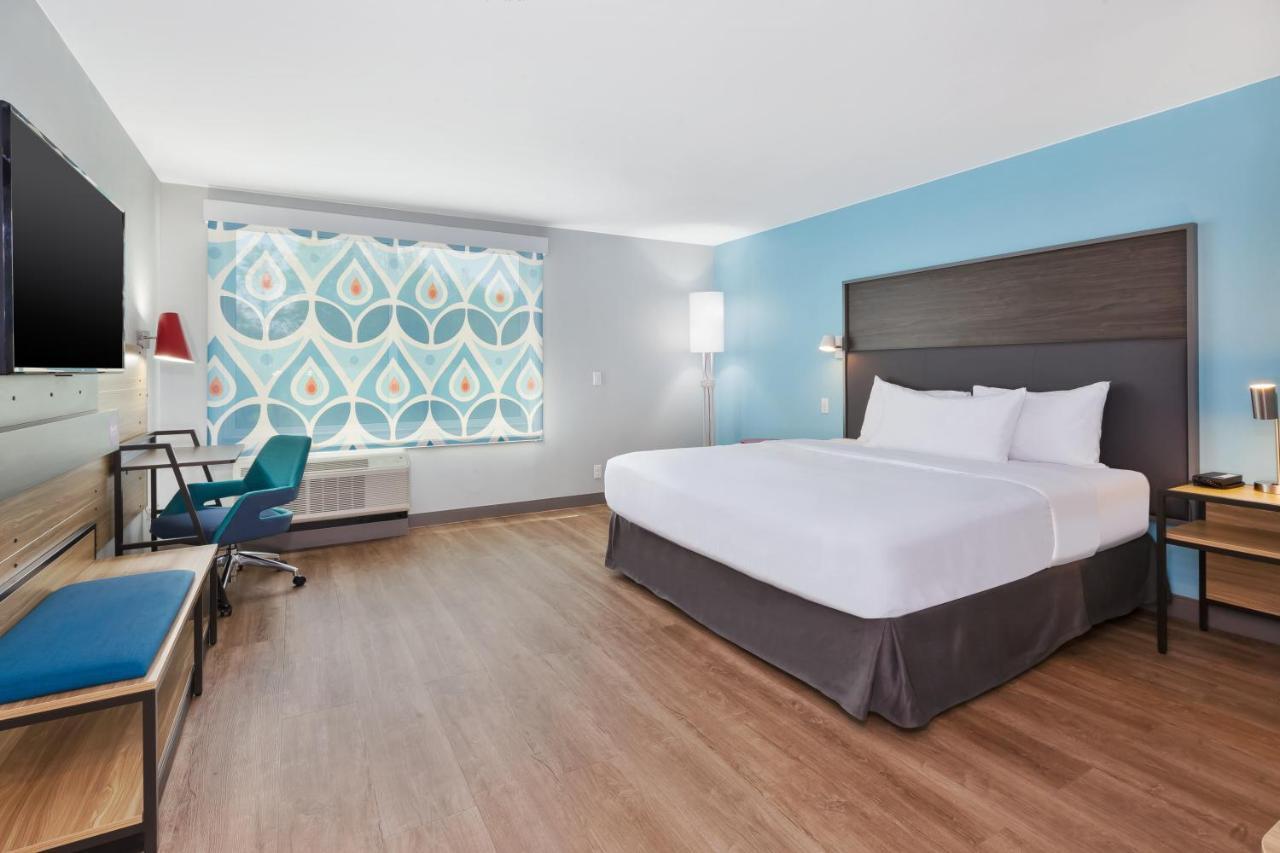 Tru By Hilton Comstock Park Grand Rapids, Mi Hotel Exterior foto