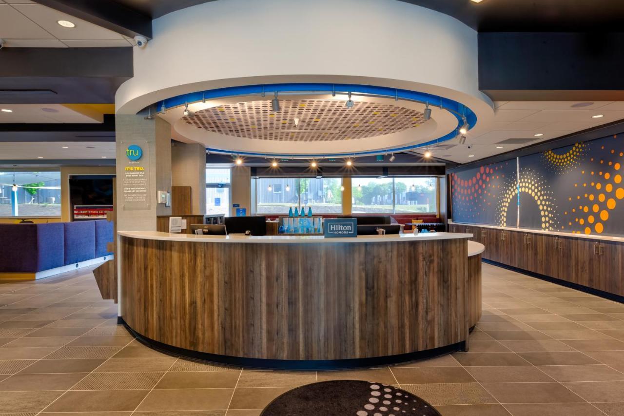 Tru By Hilton Comstock Park Grand Rapids, Mi Hotel Exterior foto
