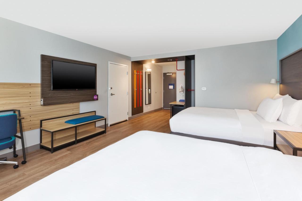 Tru By Hilton Comstock Park Grand Rapids, Mi Hotel Exterior foto